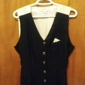 Sleeveless button down dress